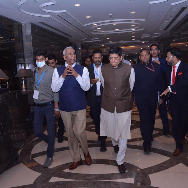 1st INVESTORS ROUNDTABLE CONFERENCE (NEW DELHI) (5)